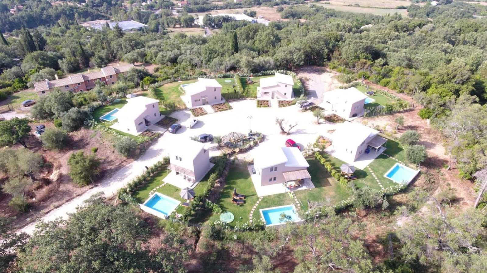 Skriperon Villas Epta Karpi Complex Of 7 Luxury Villas מראה חיצוני תמונה