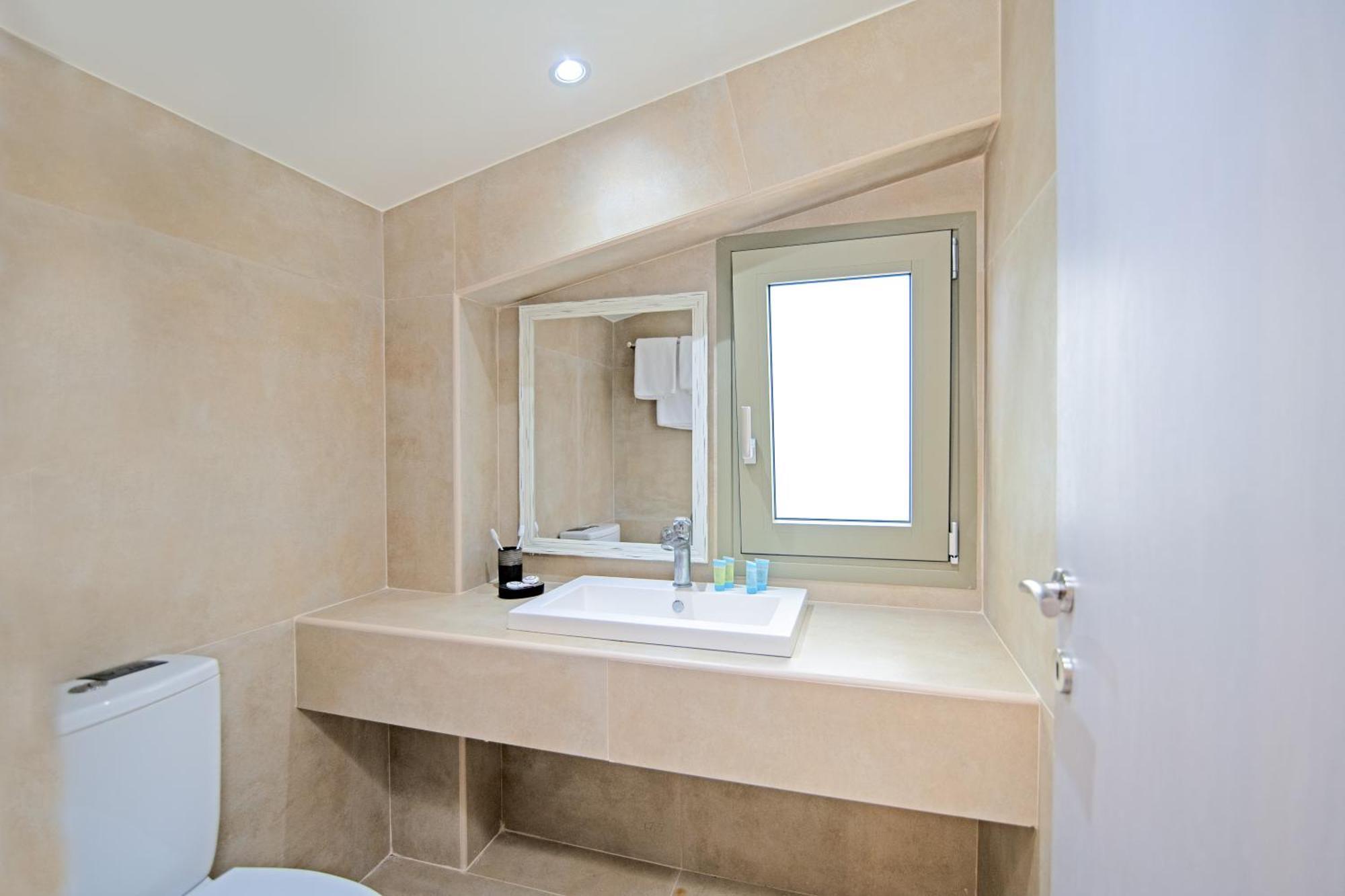 Skriperon Villas Epta Karpi Complex Of 7 Luxury Villas מראה חיצוני תמונה